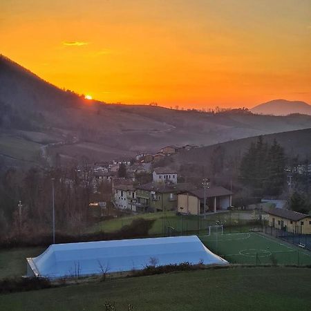 Il Posticino D'Oltrepo Lägenhet Calghera Exteriör bild