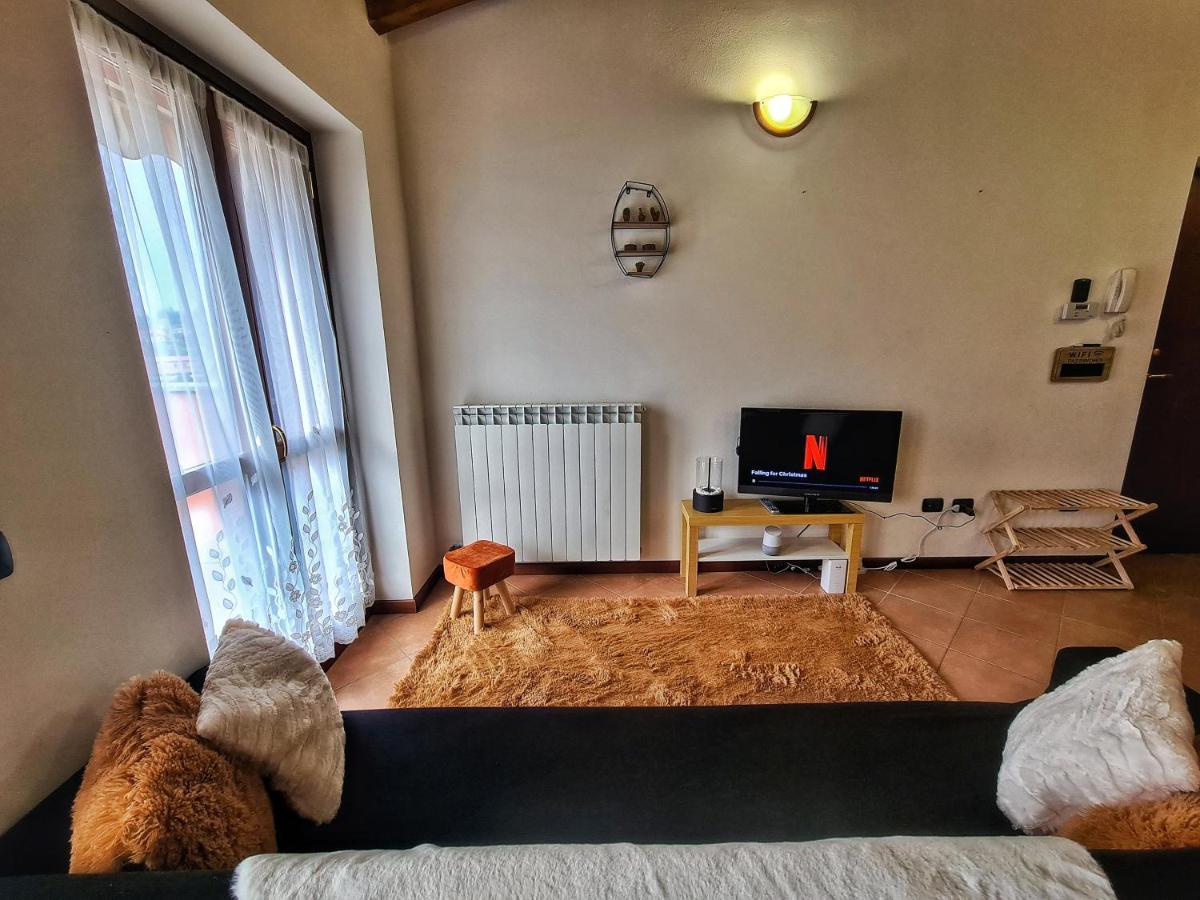 Il Posticino D'Oltrepo Lägenhet Calghera Exteriör bild
