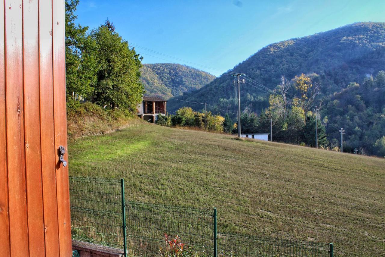 Il Posticino D'Oltrepo Lägenhet Calghera Exteriör bild