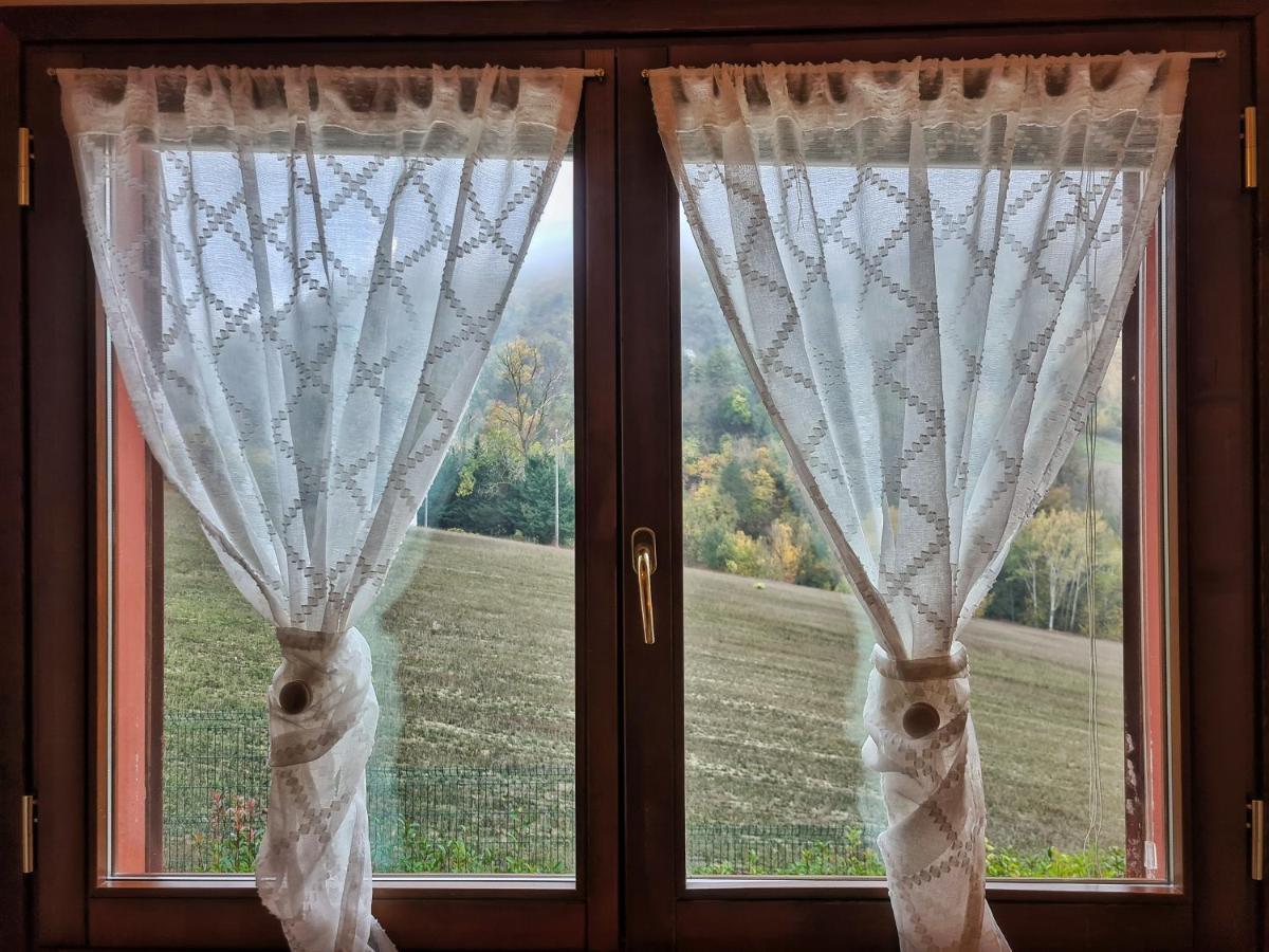 Il Posticino D'Oltrepo Lägenhet Calghera Exteriör bild