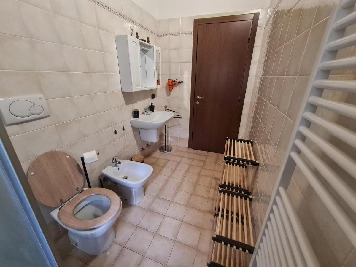 Il Posticino D'Oltrepo Lägenhet Calghera Exteriör bild